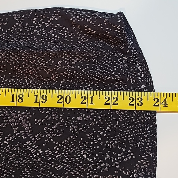 Rails Roslyn Slate Python Blouse Top Luxe Satin Crepe Longsleeve Keyhole Gray XS - Picture 15 of 16